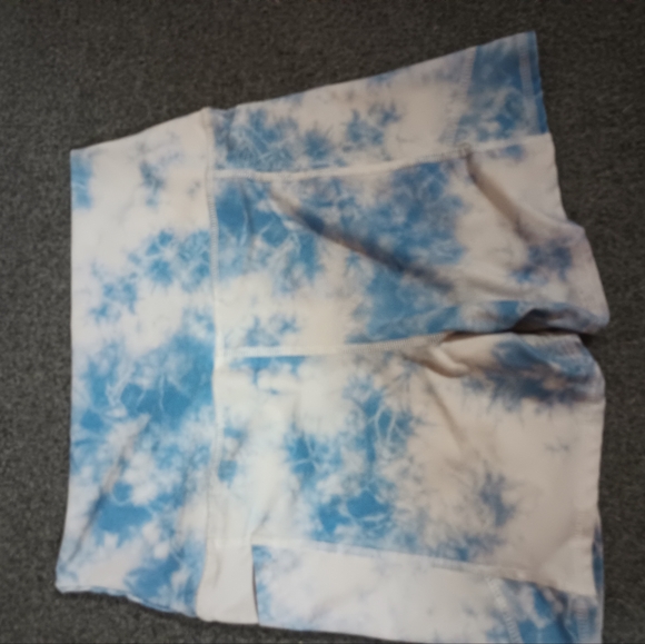 Evolution and Creation White and Blue Fitness/Athletic Shorts (W Pockets) Size L - Picture 2 of 5